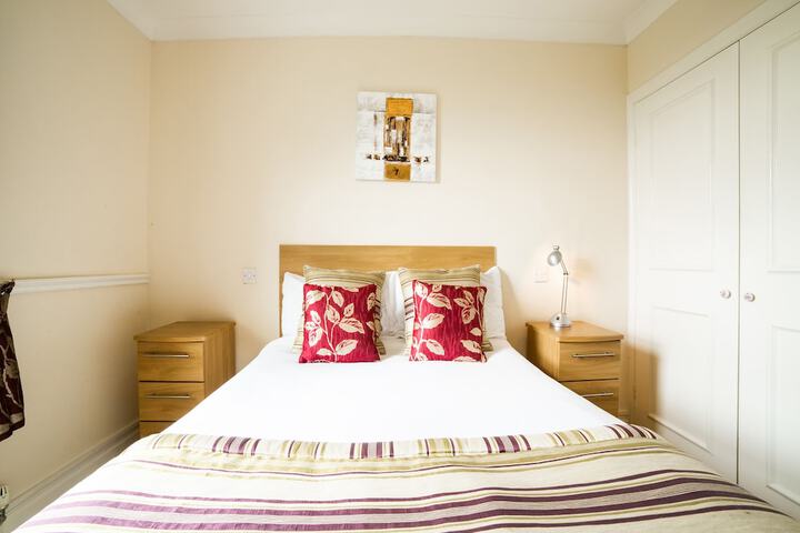 Room 6 of 31