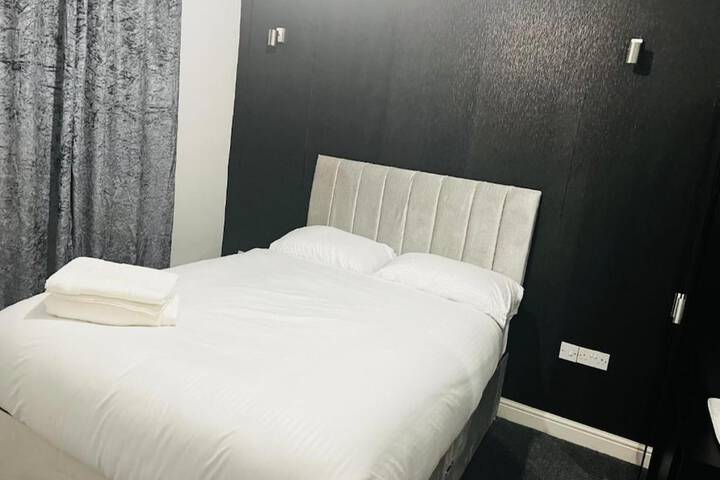 Room 9 of 22