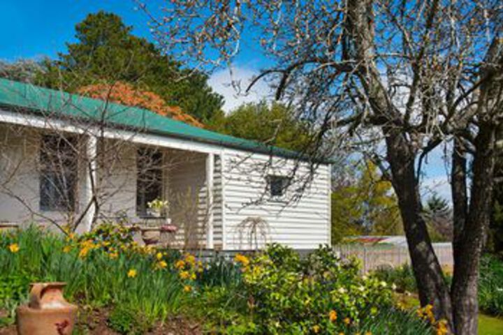 Hotel Exterior 5 of 13