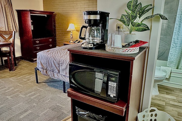 Room 3 of 39