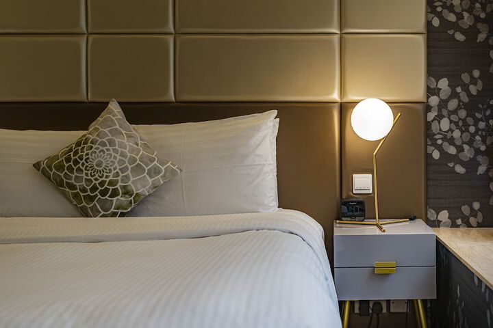 Room 27 of 59