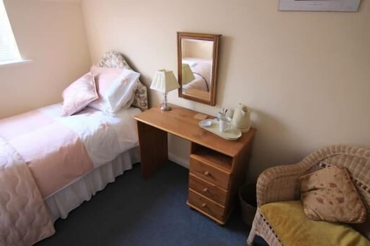 Room 13 of 22