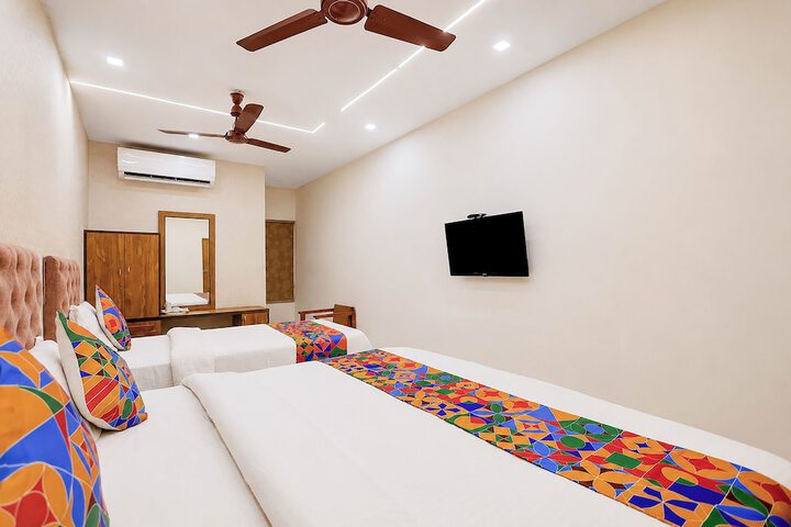 Room 17 of 29