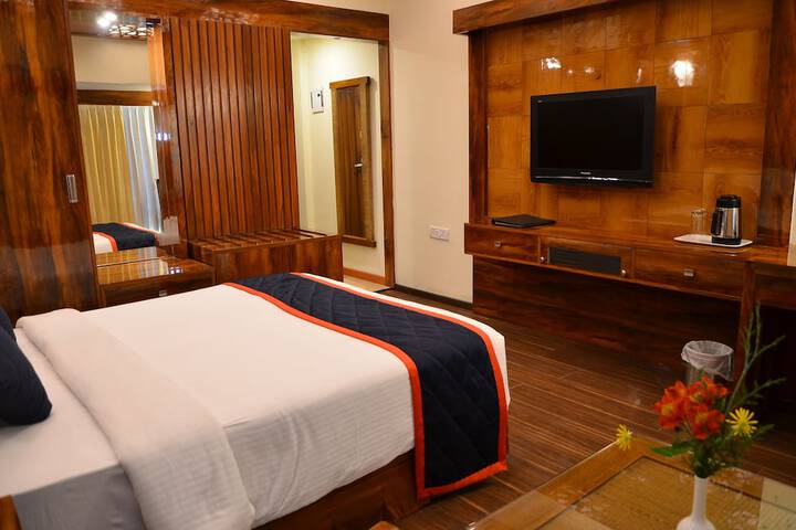 Room 13 of 68