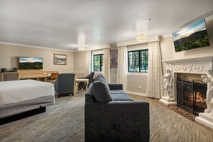 Room 9 of 50