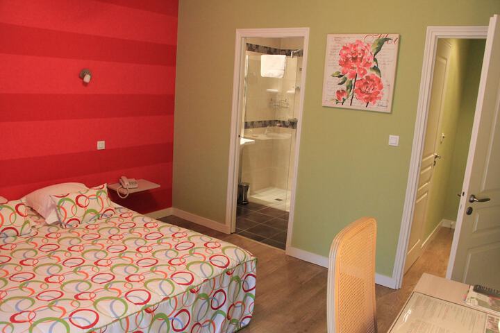 Room 2 of 12