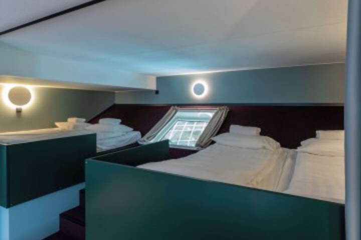 Room 28 of 119