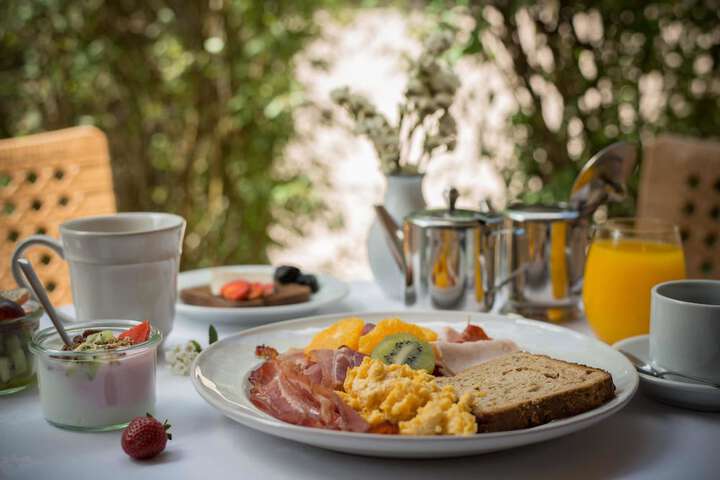 Breakfast/Coffee Service 86 of 129