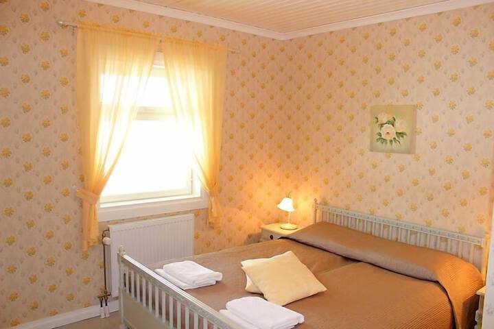 Room 17 of 137