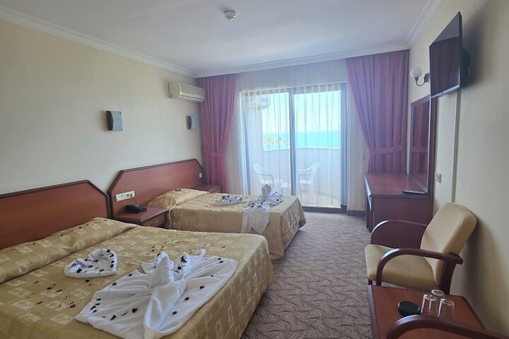 Sunshine Hotel