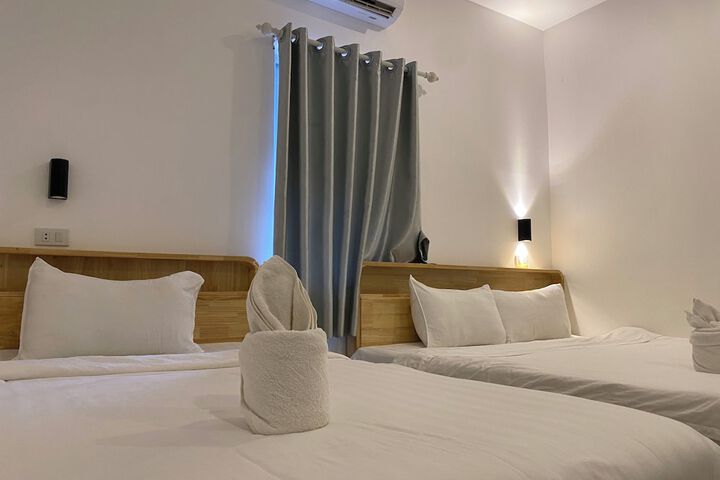 Room 10 of 15
