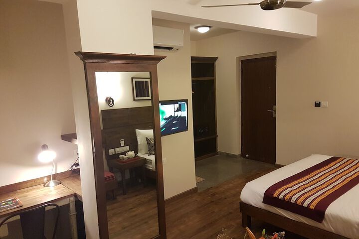 Room 25 of 50