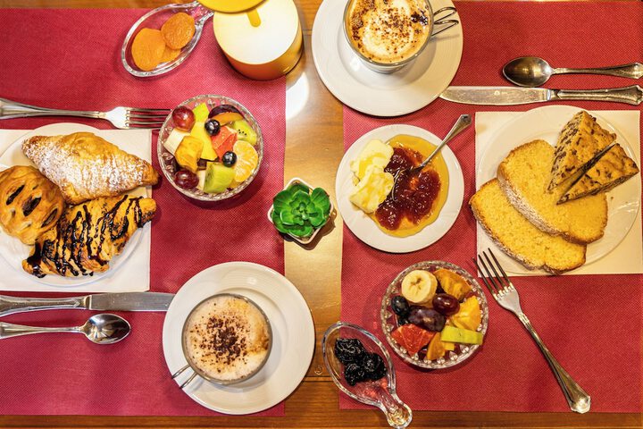 Breakfast/Coffee Service 116 of 138