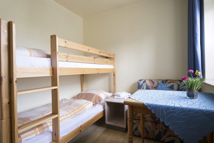 Room 5 of 36