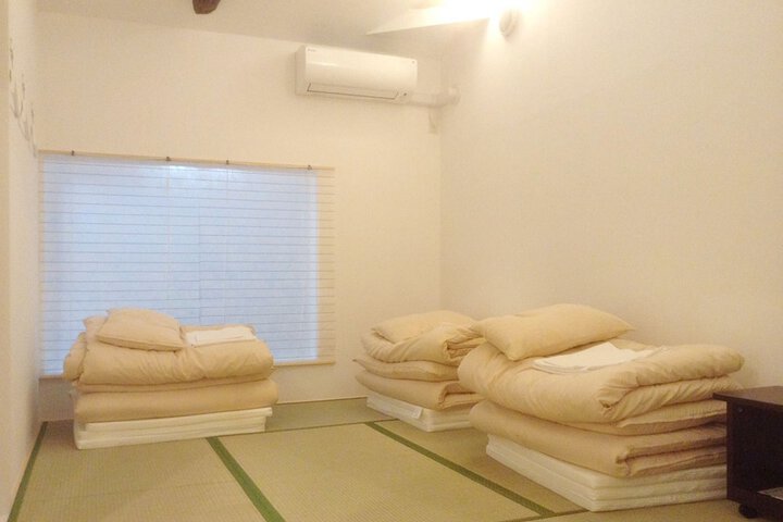 Room 15 of 53