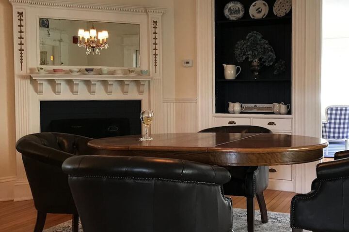 Dining Photos