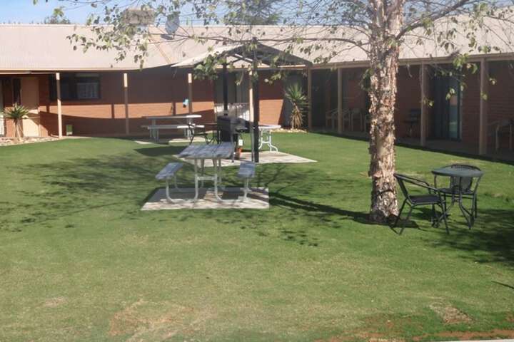 Property Grounds 53 of 61