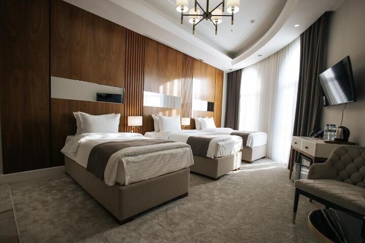 Room 6 of 45