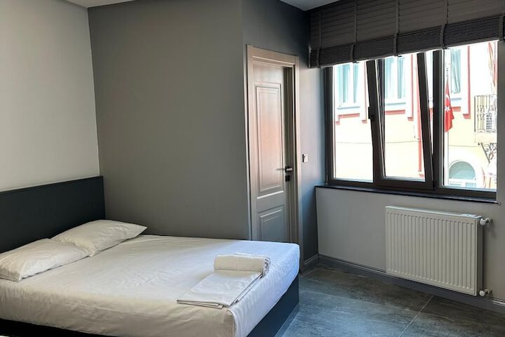 Room 20 of 48