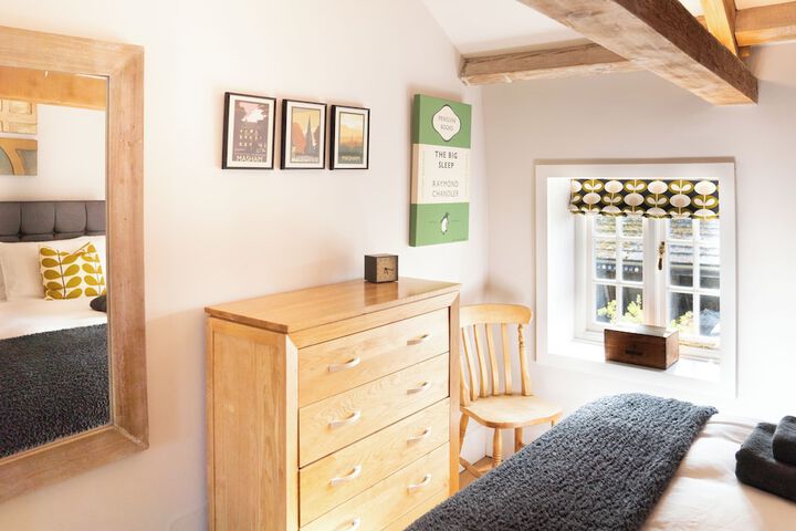 Room 4 of 31