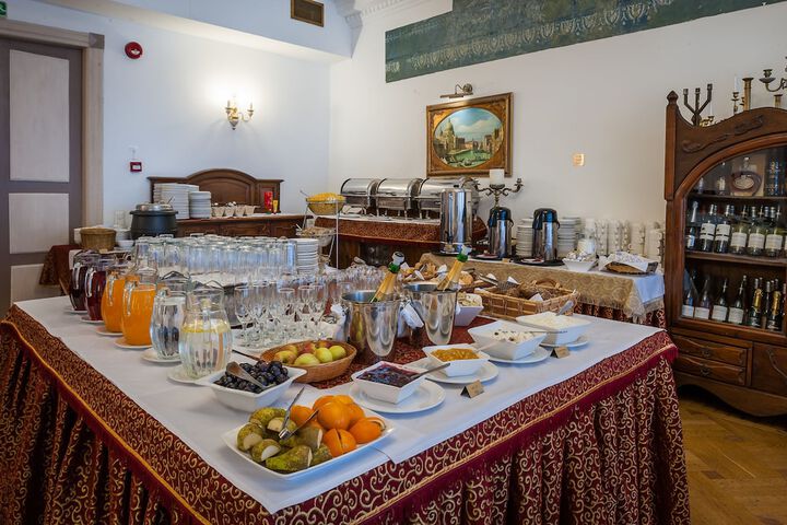 Breakfast/Coffee Service 59 of 115