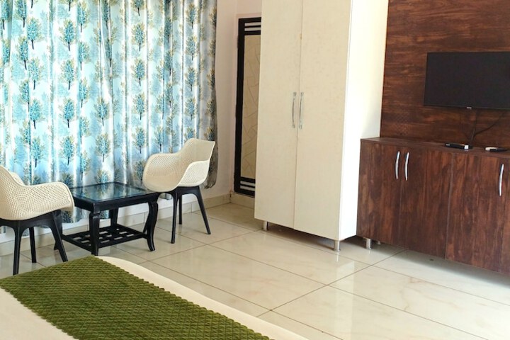 Room 17 of 113
