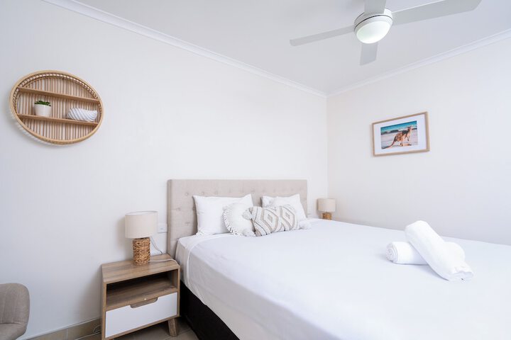 Room 8 of 42