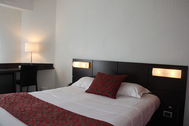 Room 25 of 70