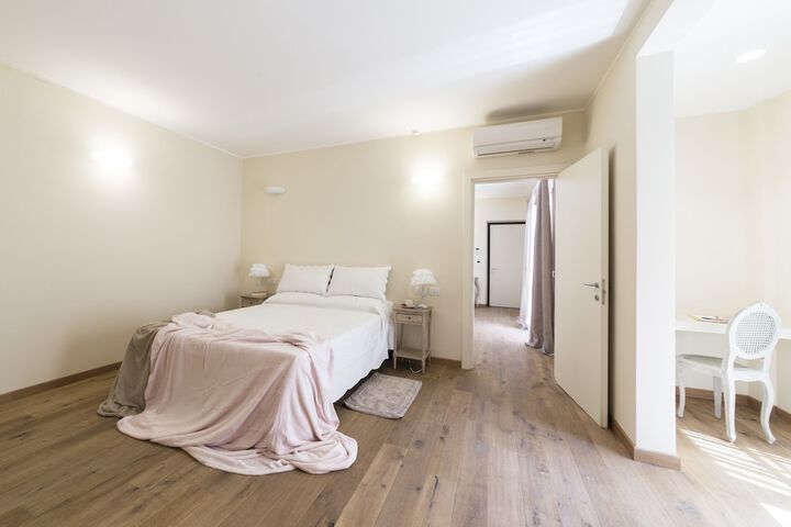 Room 7 of 189