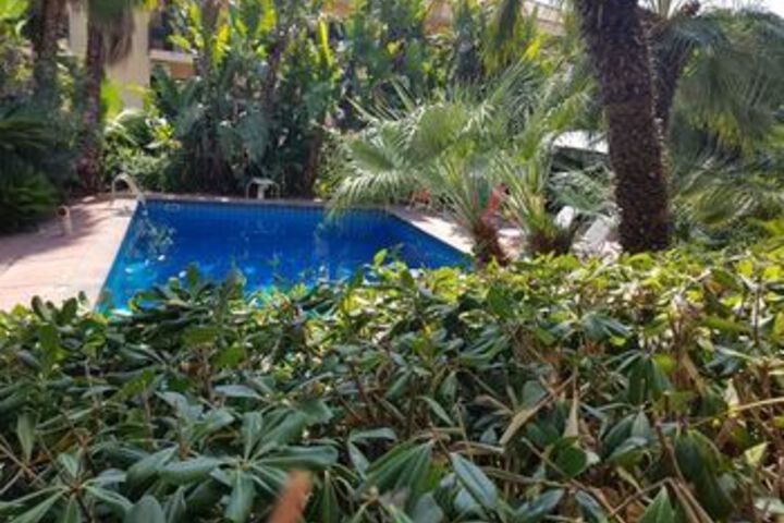 Pool 25 of 42