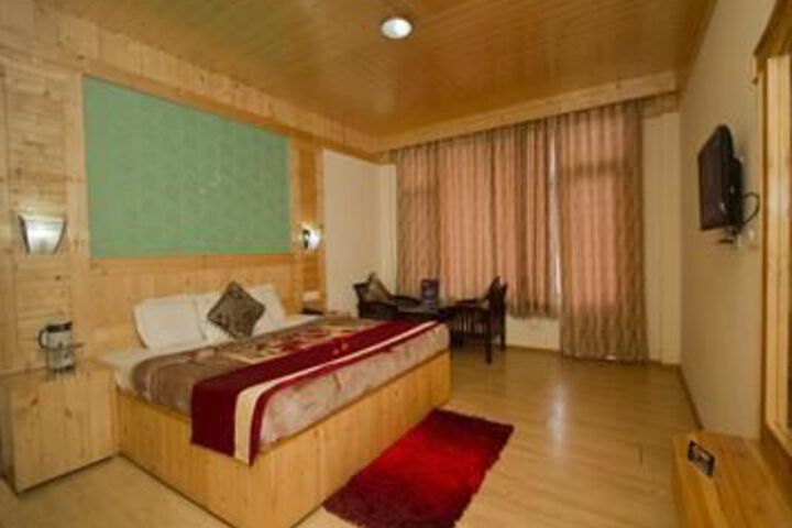Room 16 of 26