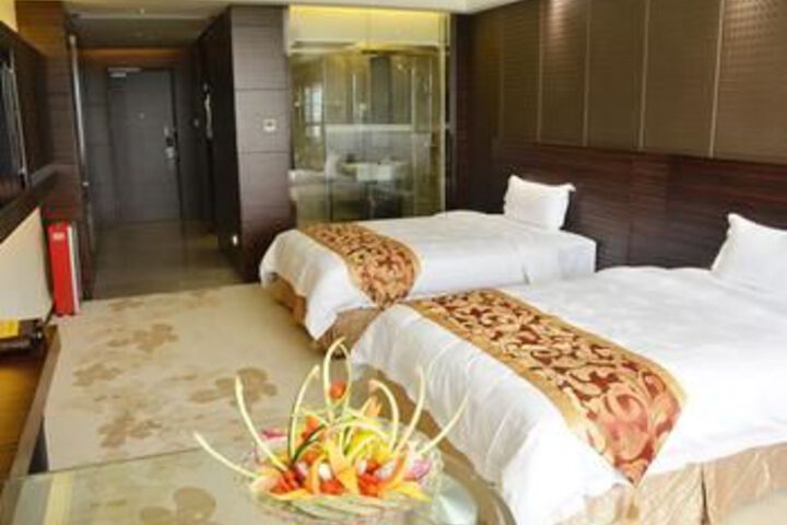 Room 13 of 112