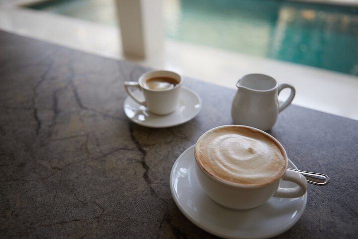 Breakfast/Coffee Service 25 of 33