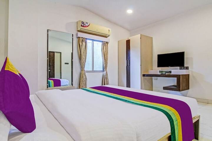 Room 14 of 21