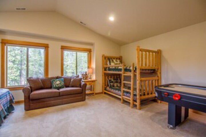 Room 46 of 51