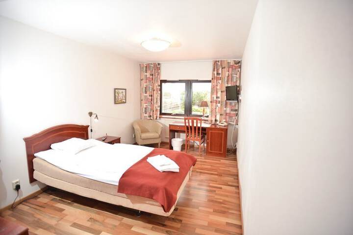 Room 22 of 140