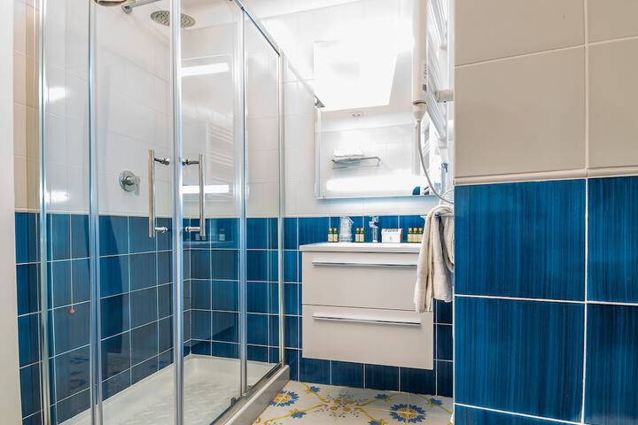Clean Restrooms