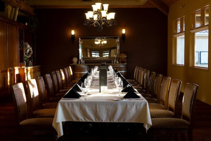 Dining 59 of 122
