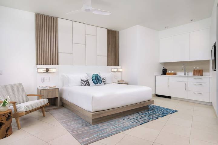 Room 32 of 116