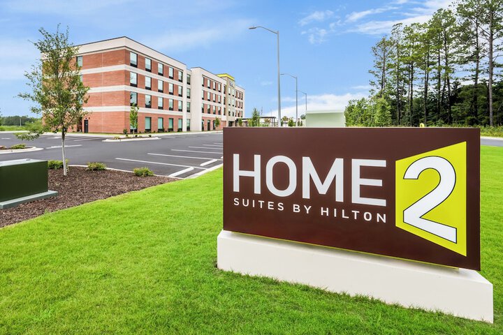 Photo of Home2 Suites by Hilton Sneads Ferry North Topsail Beach