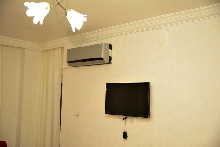 Room 20 of 28