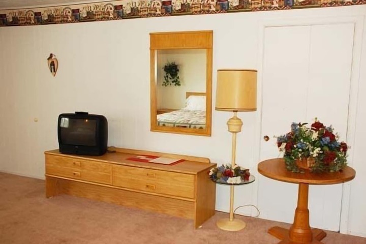 Room 21 of 36
