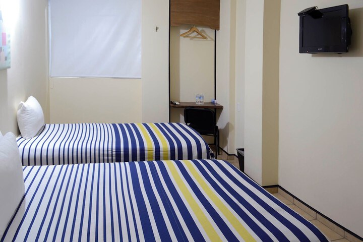 Room 15 of 31