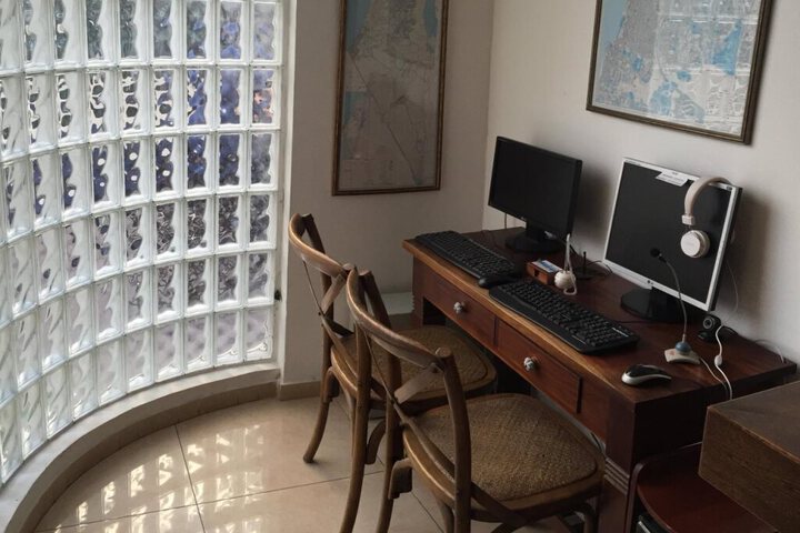 Photo 10