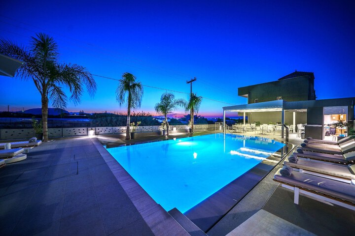Pool 78 of 116