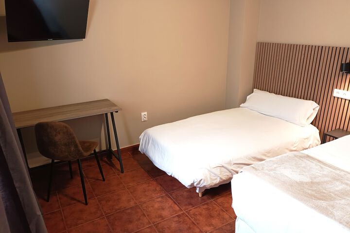 Room 15 of 46