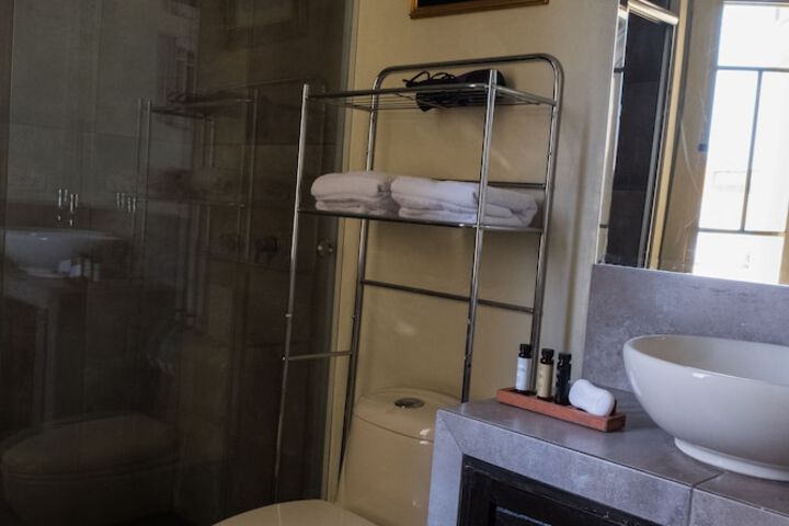 Room 50 of 140
