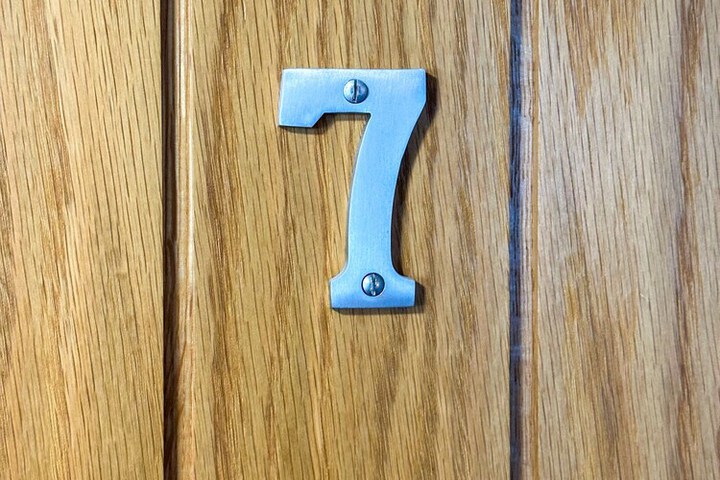 Room 53 of 160