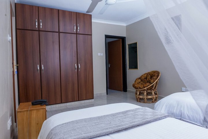 Room 16 of 46