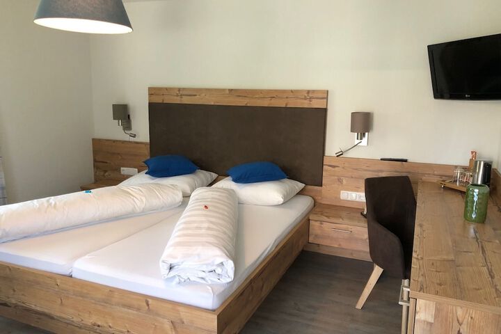 Room 13 of 50